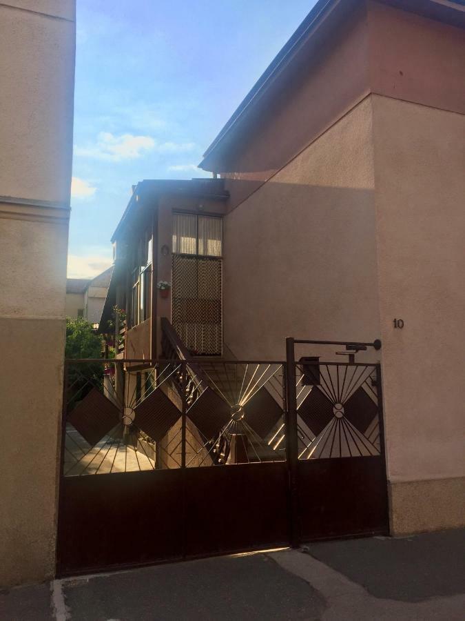 Sunrise Apartments Ni エクステリア 写真